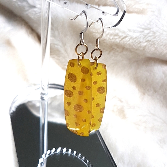 Lightweight yellow earrings with gold coloured polka dots | EUC - Picture 2 of 4